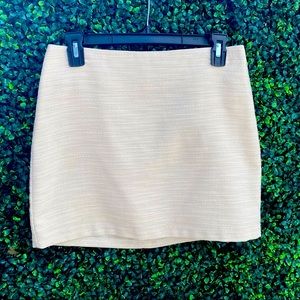 White textured mini.